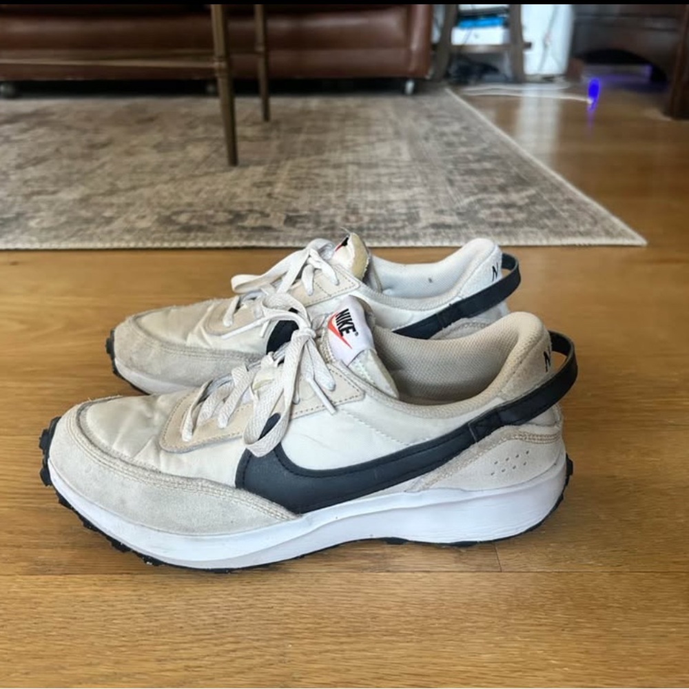 Nike Women’s Waffle Debut Sneakers